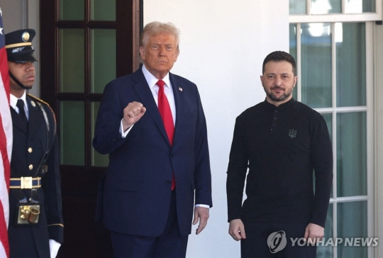  결국 트럼프 뜻대로…&apos;러에 우크라 영토 양보&apos; 종전안 확정