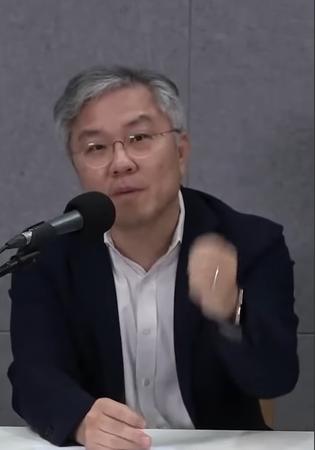 서울대 법대 출신 한날한시에 묻어버리면 우리나라 30%가 좋아진다(당사자성 발언).ytb | 인스티즈