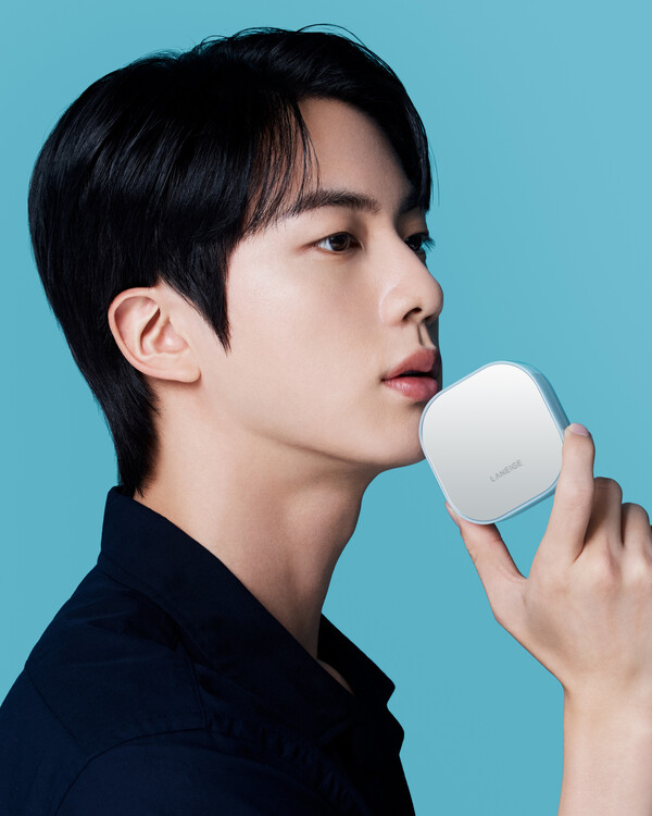 방탄소년단 진 x 라네즈 신제품 '네오쿠션뮤이' 캠페인 화보 | 인스티즈