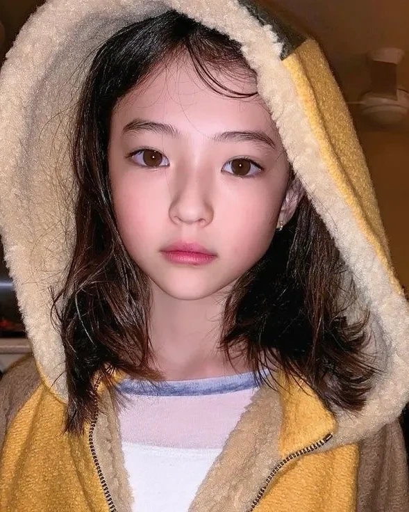 어린시절이랑 외모 비교 많이당해서 스트레스 인것 같은 여돌 | 인스티즈
