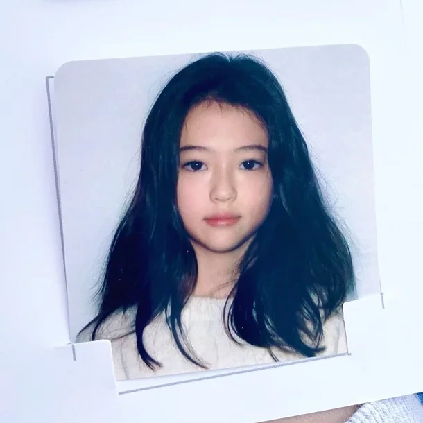 어린시절이랑 외모 비교 많이당해서 스트레스 인것 같은 여돌 | 인스티즈