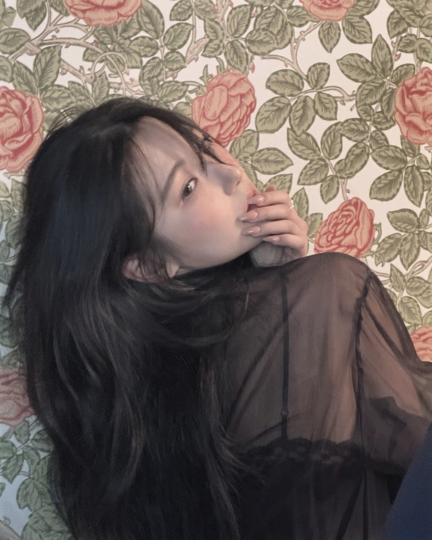 요즘 얼굴, 몸매, 매력 다 개쩌는 것 같은 백지헌 | 인스티즈