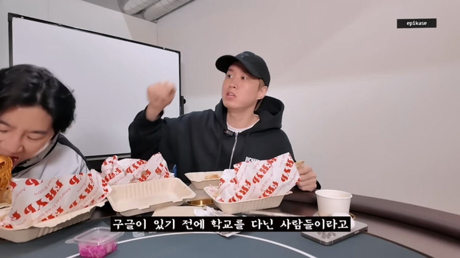 폰 없던 시절에는 연락은 어떻게 하고, 약속은 어떻게 잡았어요? | 인스티즈