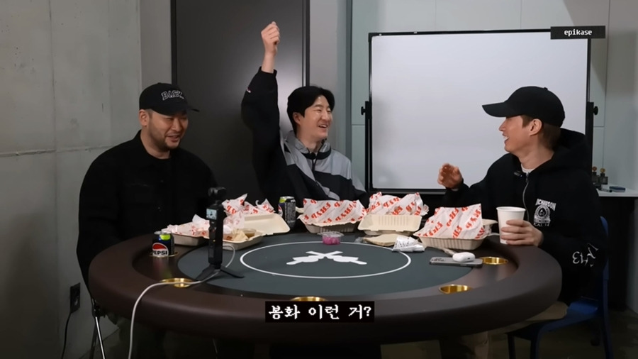 폰 없던 시절에는 연락은 어떻게 하고, 약속은 어떻게 잡았어요? | 인스티즈