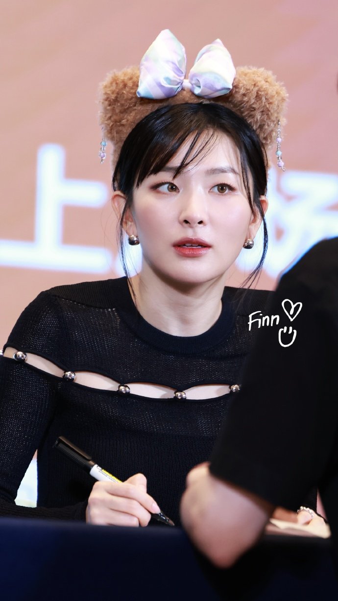 깔끔 그 자체라는 레드벨벳 슬기 중국 팬싸 얼굴 | 인스티즈