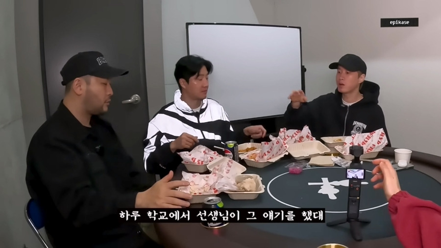 폰 없던 시절에는 연락은 어떻게 하고, 약속은 어떻게 잡았어요? | 인스티즈