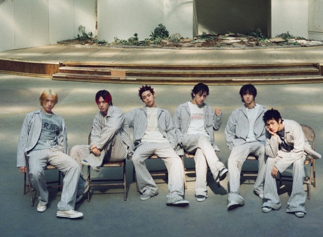  82메이저, &apos;뭘 봐(TAKEOVER)&apos; 음방 활동 성공적 마무리..에티튜드 고마..