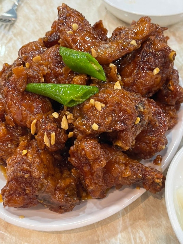 좋아하는 사람들은 엄청 좋아하는 인천 신포 닭강정 | 인스티즈