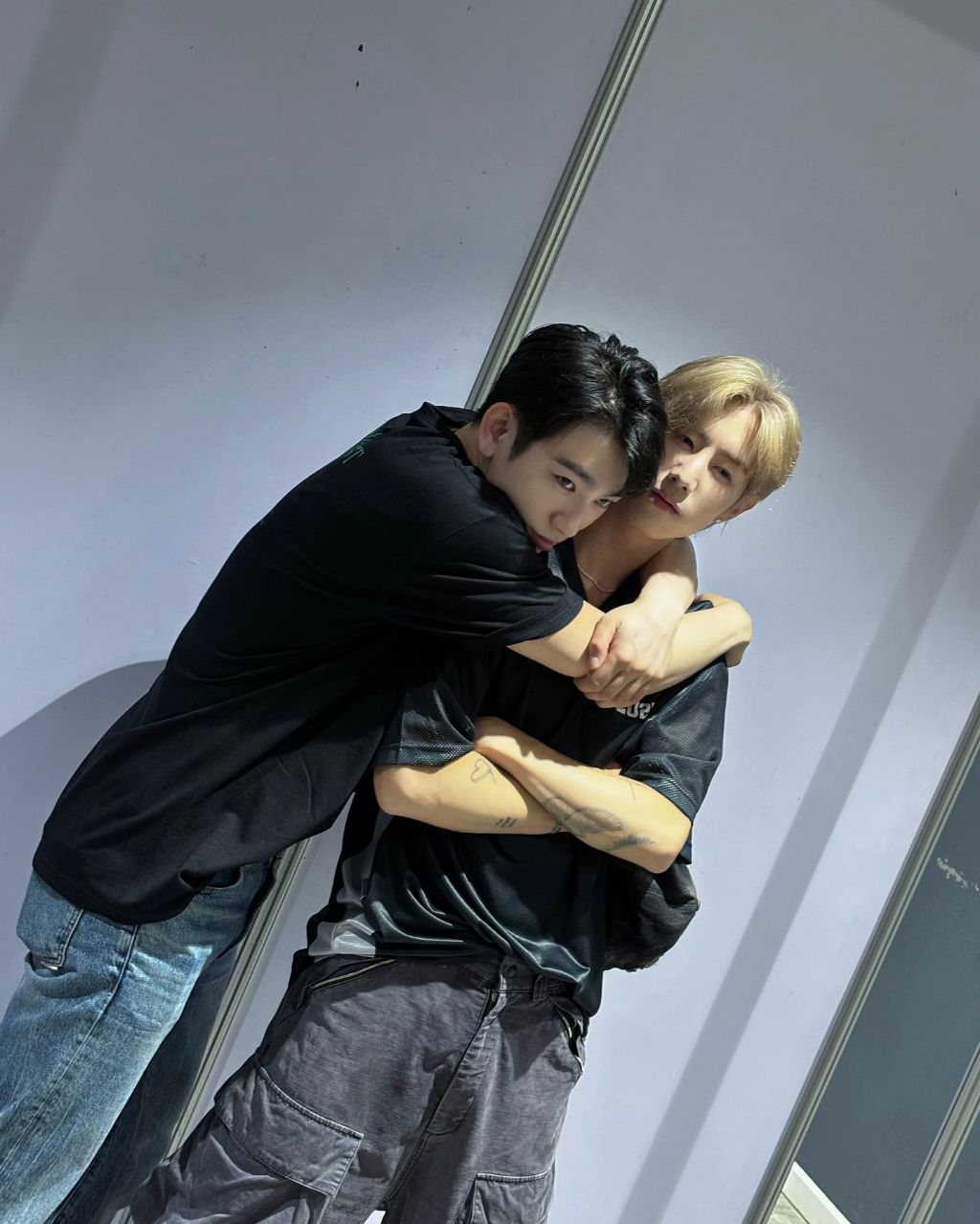 갓진영이 그룹 콘서트 이틀동안 올린 인스타 사진들 | 인스티즈