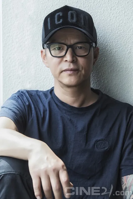  백상예술대상 영화부문 대상 수상자 &apos;홍경표 촬영감독&apos; 커리어