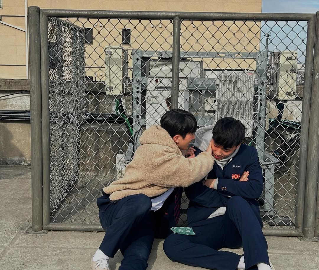 본편보다 더 고딩같다는 약한영웅2 비하인드컷 모음 | 인스티즈