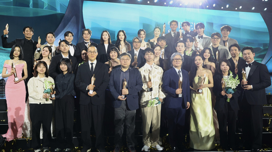  &apos;61회 백상&apos; 새 역사 썼다…&apos;흑백요리사&apos;·홍경표 촬영감독 대상