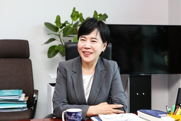 [만남] 전현희 "2030 여성은 '내란의 밤' 대한민국 구한 영웅” | 인스티즈