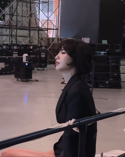 오늘 백상을 뒤집어 놓은 배우 나나 인스타 . jpgif | 인스티즈