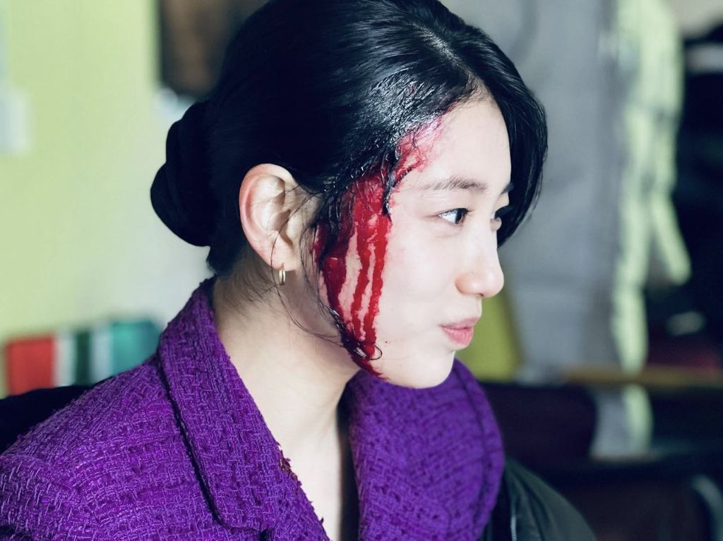 수지의 빨주노초파남보 | 인스티즈