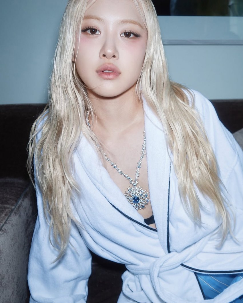 로제 멧갈라에 티파니앤코가 협찬한 목걸이 & 반지 | 인스티즈