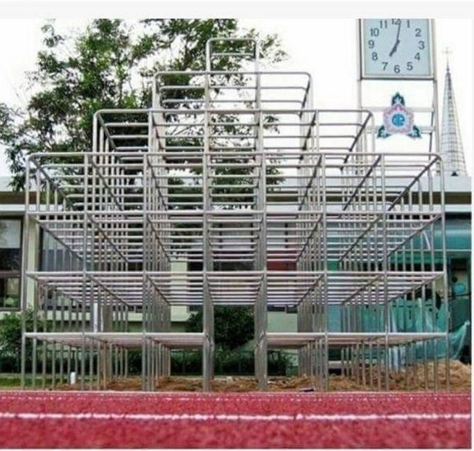 옛날 국민학교 운동장에 있던 살인 놀이기구들 | 인스티즈