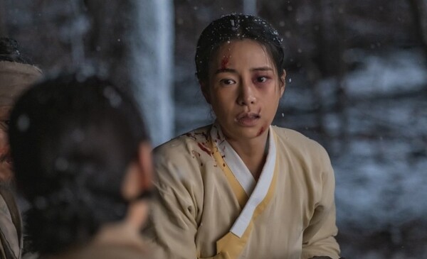 임지연 백상에서 수상 없으면 그냥 감상평이라도 말해야댐 | 인스티즈