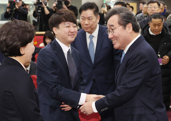 이낙연에 대해서 여시들은 전혀 몰랐을 듯한 사실 파묘.jpg | 인스티즈
