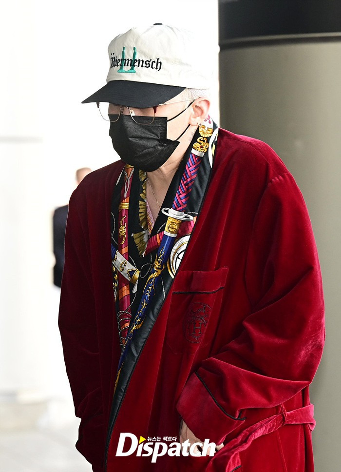 오늘자 지디 출국 기사 사진.jpg | 인스티즈