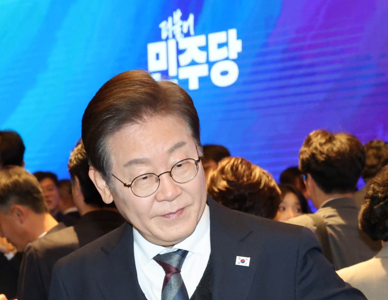 민주당, "사법부 자정작용 지켜보겠다”···조희대 특검법 유보 | 인스티즈