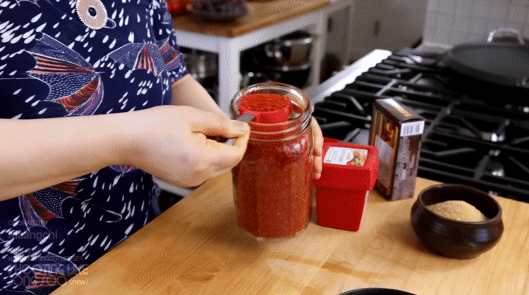 즉석 떡볶이 만들기.gif | 인스티즈
