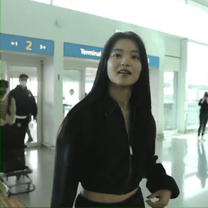  마스크 까먹은 김태리