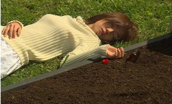 동시 방영됐던 두 드라마 속 여주인공들 gif | 인스티즈