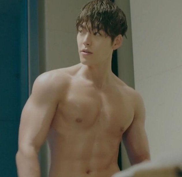 남자가 아묻따 어깨가 넓어야 하는 이유.jpg | 인스티즈