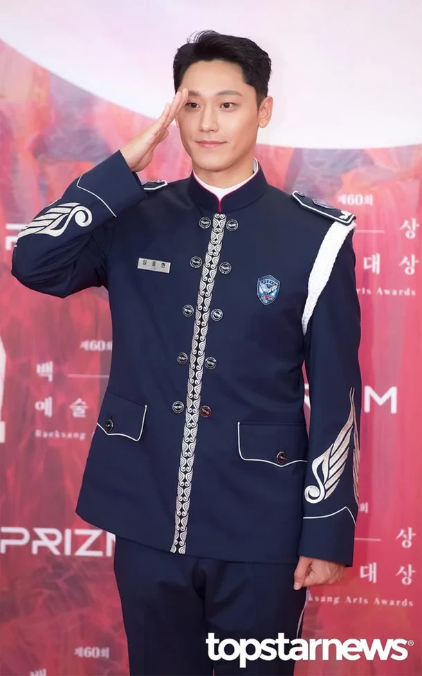  전역 이틀 남은 남자 배우