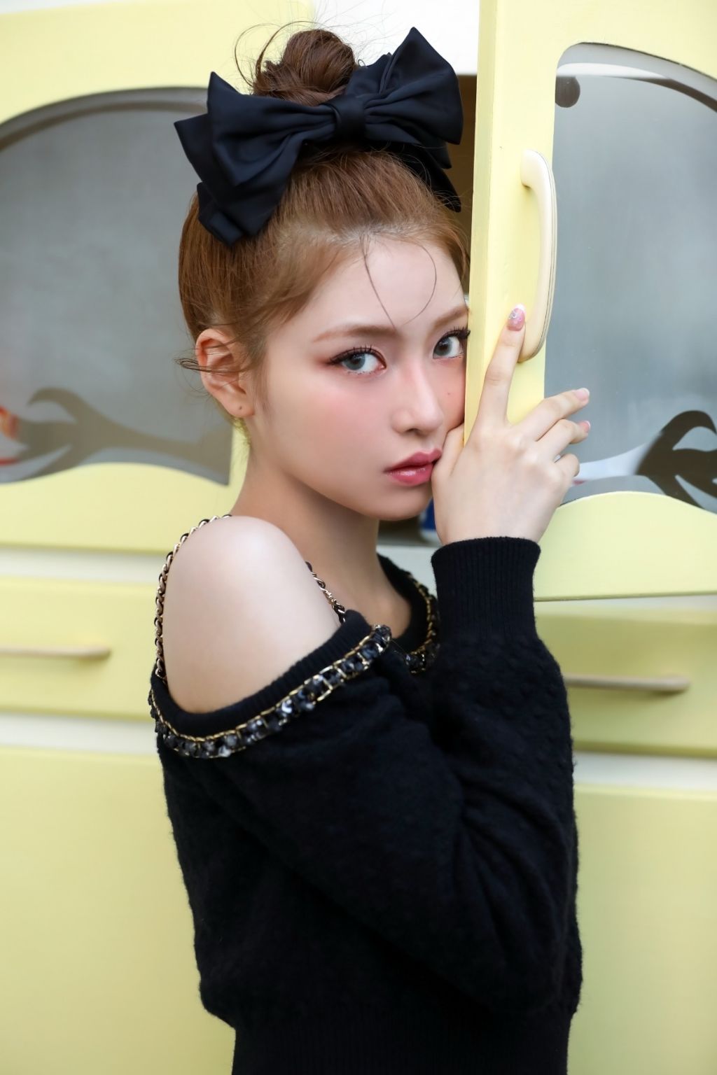 키키 마리끌레르 샤넬뷰티 화보 비하인드 사진 | 인스티즈