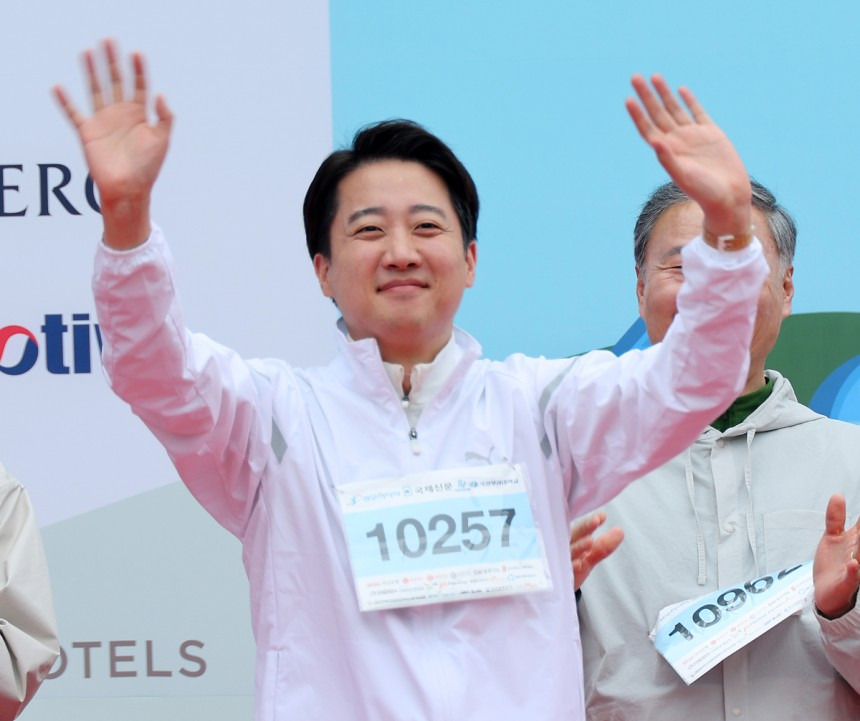  이준석 여러분 자녀도 이준석 될 수 있다… 서사와 사다리 지켜야”