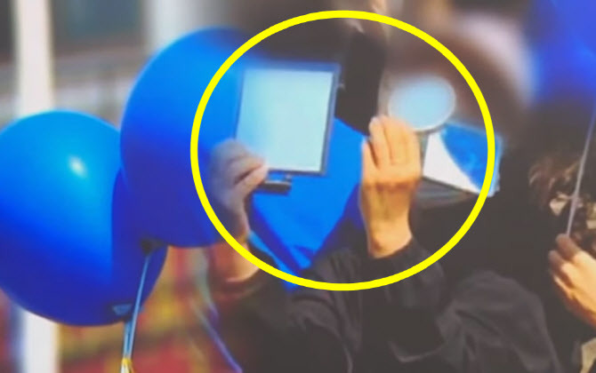 이재명 유세장에 등장한 의문의 '손거울'...정체는? | 인스티즈
