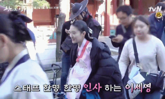 촬영장에서 분위기 잘 띄운다고 평이 좋은 배우 | 인스티즈