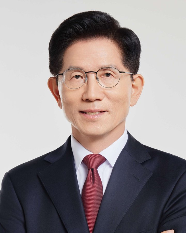 김문수: "배현진 의원은 미스 가락시장으로 뽑아서 임명장 하나..... 하하하하" | 인스티즈