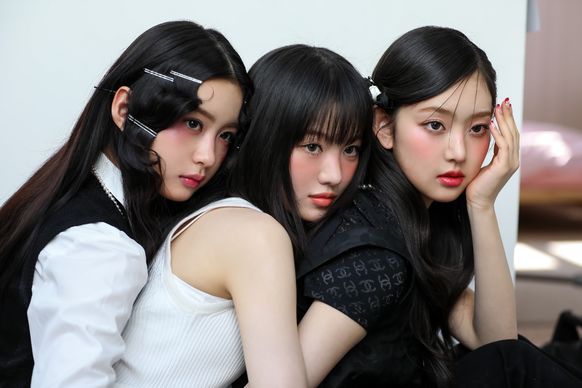 키키 KiiiKiiii 샤넬 뷰티 X 마리끌레르 화보 비하인드컷 | 인스티즈