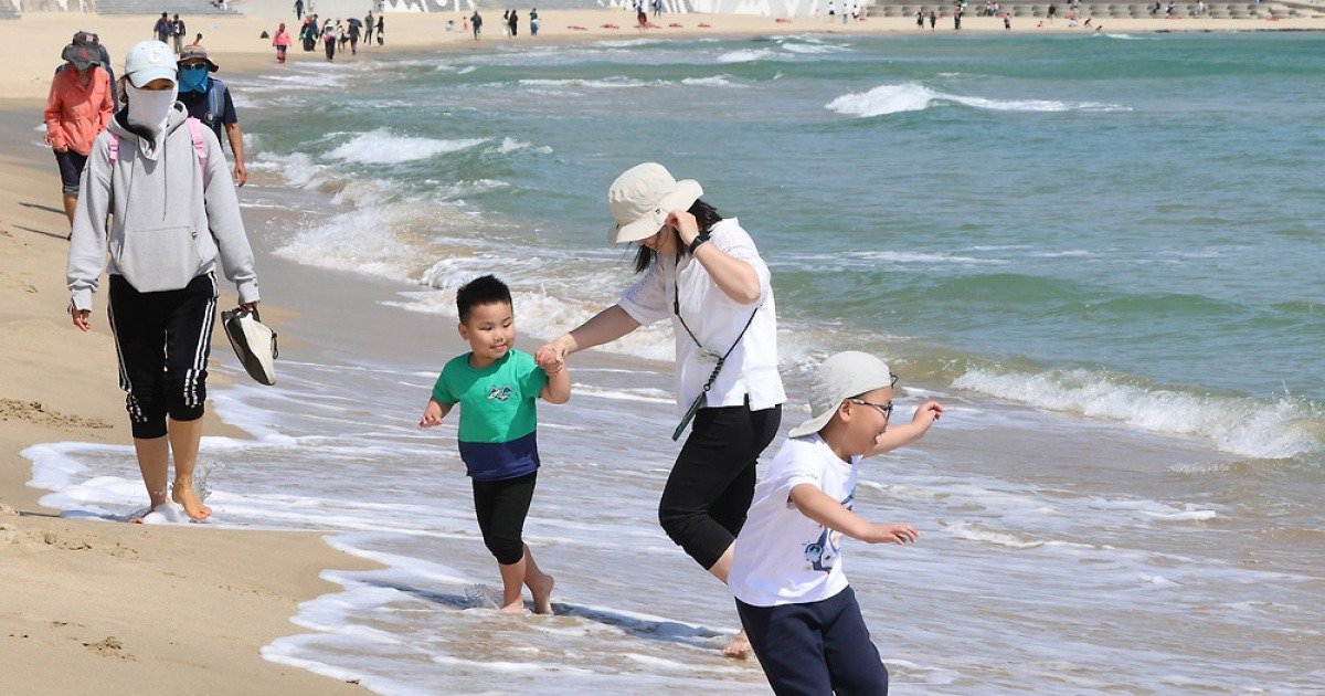 "올여름 유독 무덥고 많은 비 내린다”… 정부, '풍수해·폭염 대책' 마련 | 인스티즈