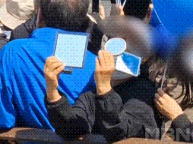 이재명 유세장에 등장한 '손거울'…무슨 일? [대선e짤] | 인스티즈