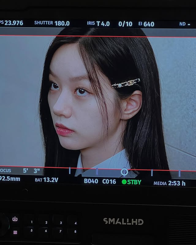 선의의 경쟁에서 상위 1% 캐릭터를 연기하기 위해 직접 명품까지 구매한 혜리.jpg | 인스티즈