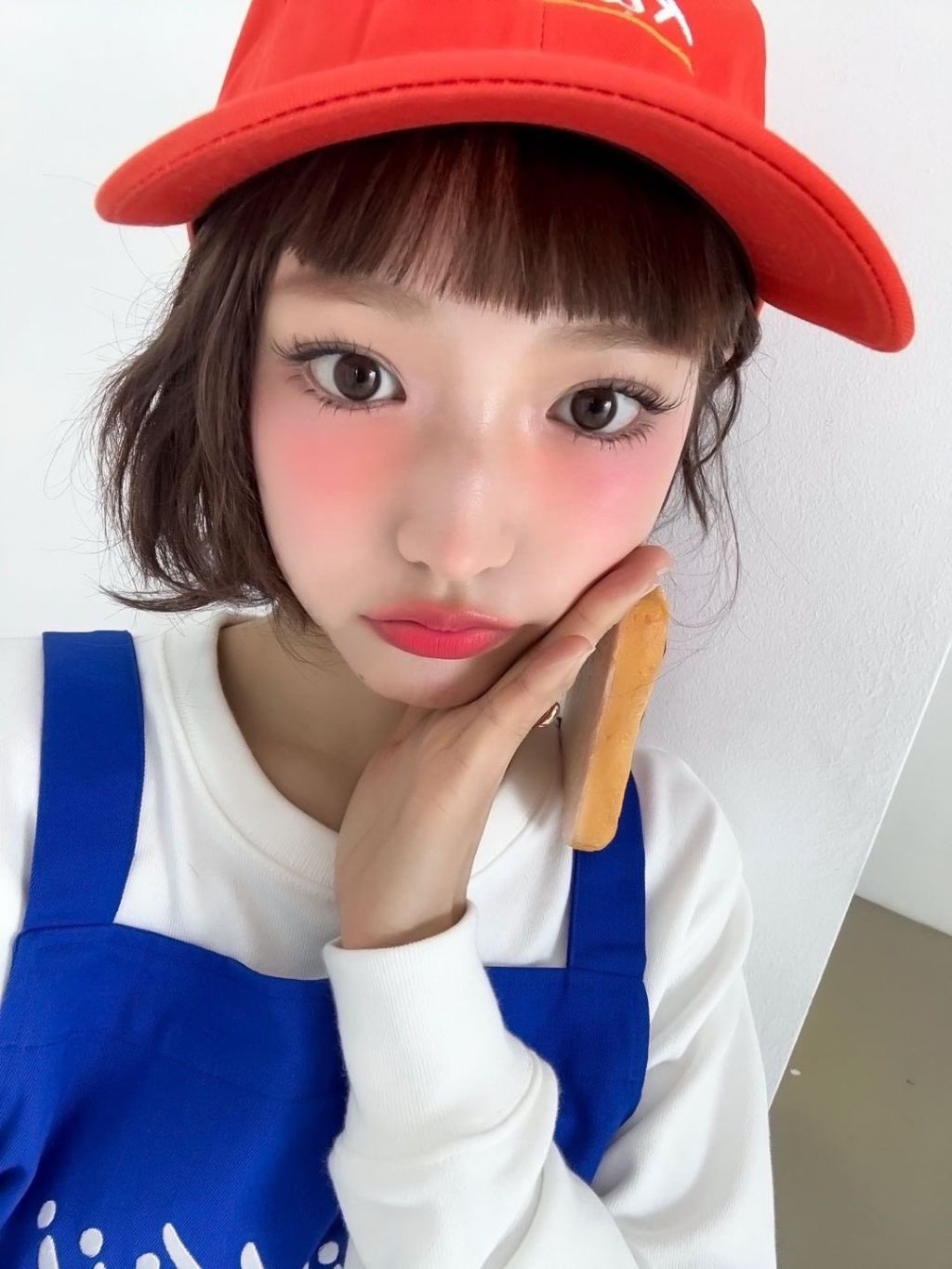 오늘 데뷔하고 첫 생일 맞이한 신인 여돌… | 인스티즈