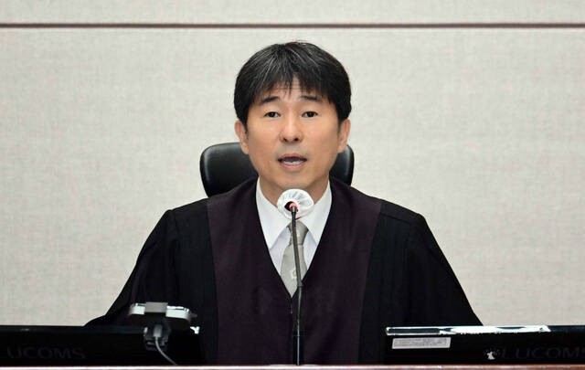 지귀연 의혹 입장 없다'는 법원… 민주당은 사진 공개 검토 | 인스티즈