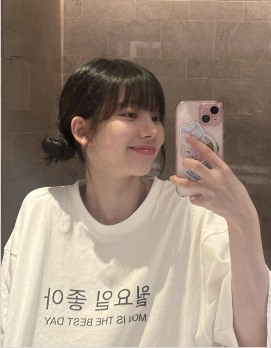 카리나의 온오프 모먼트 확실한 착장 모음.jpg | 인스티즈