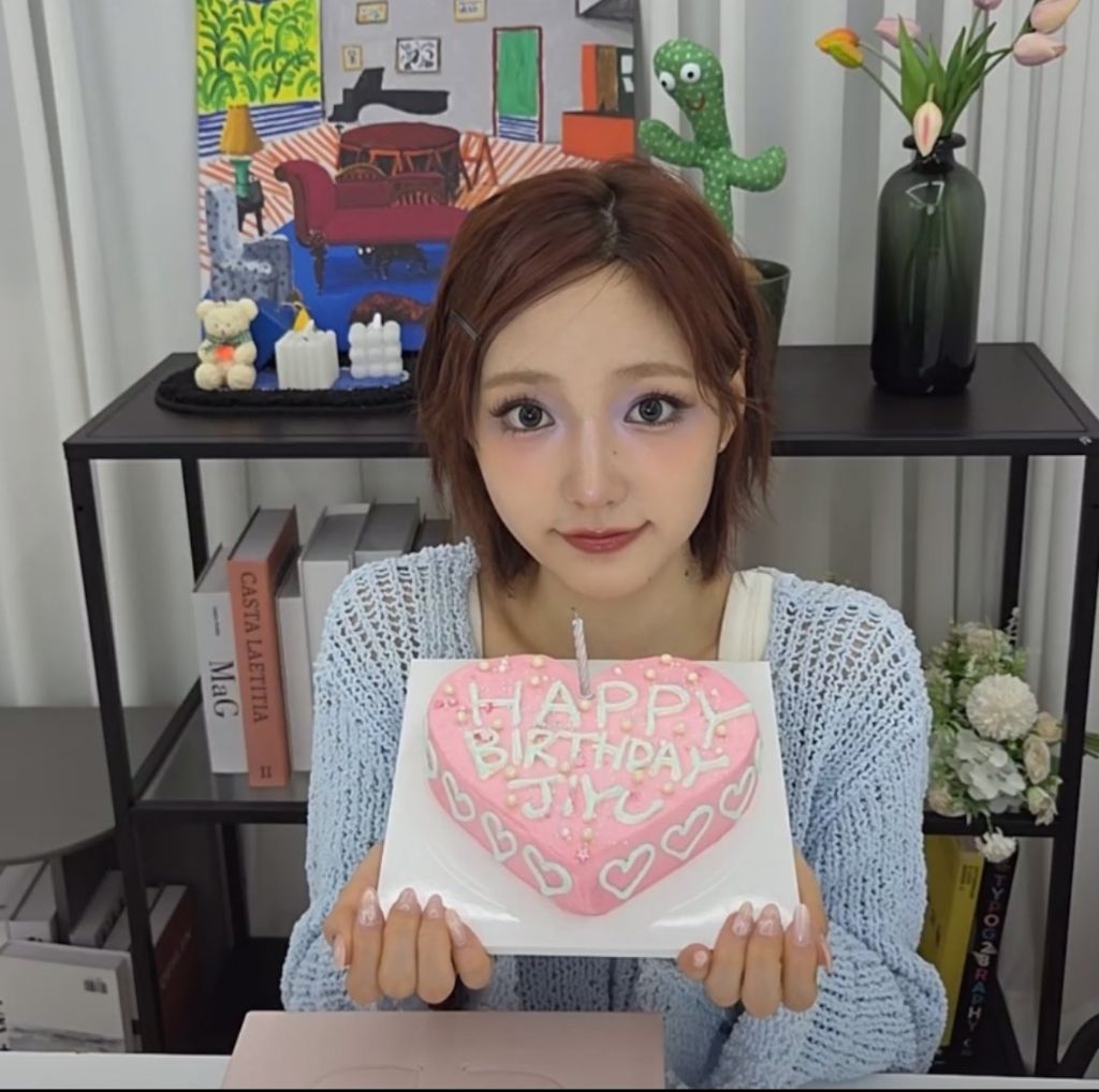오늘 데뷔하고 첫 생일 맞이한 신인 여돌… | 인스티즈
