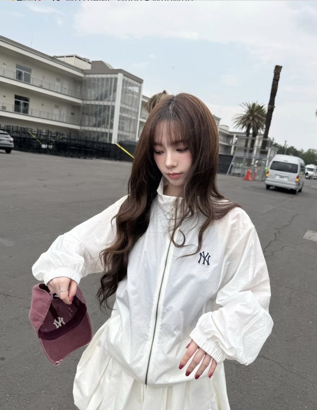 카리나의 온오프 모먼트 확실한 착장 모음.jpg | 인스티즈