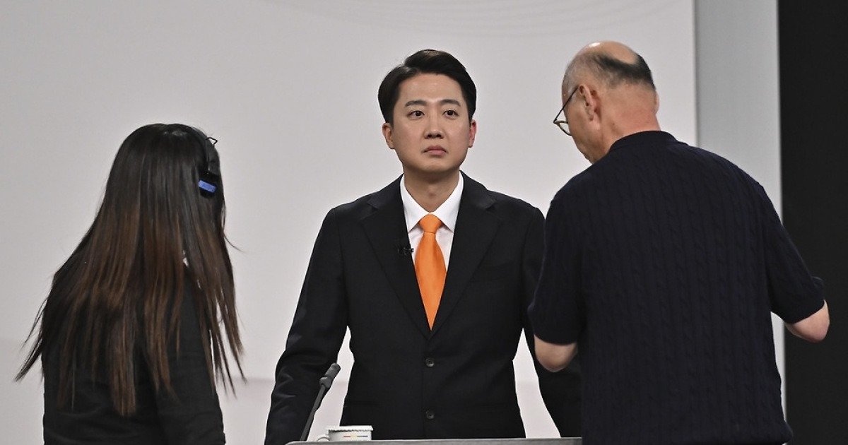 이준석 "토론 매너 없음도 전략…젠틀한 유승민 관심 식어, 홍준표 말 귀에 쏙" | 인스티즈