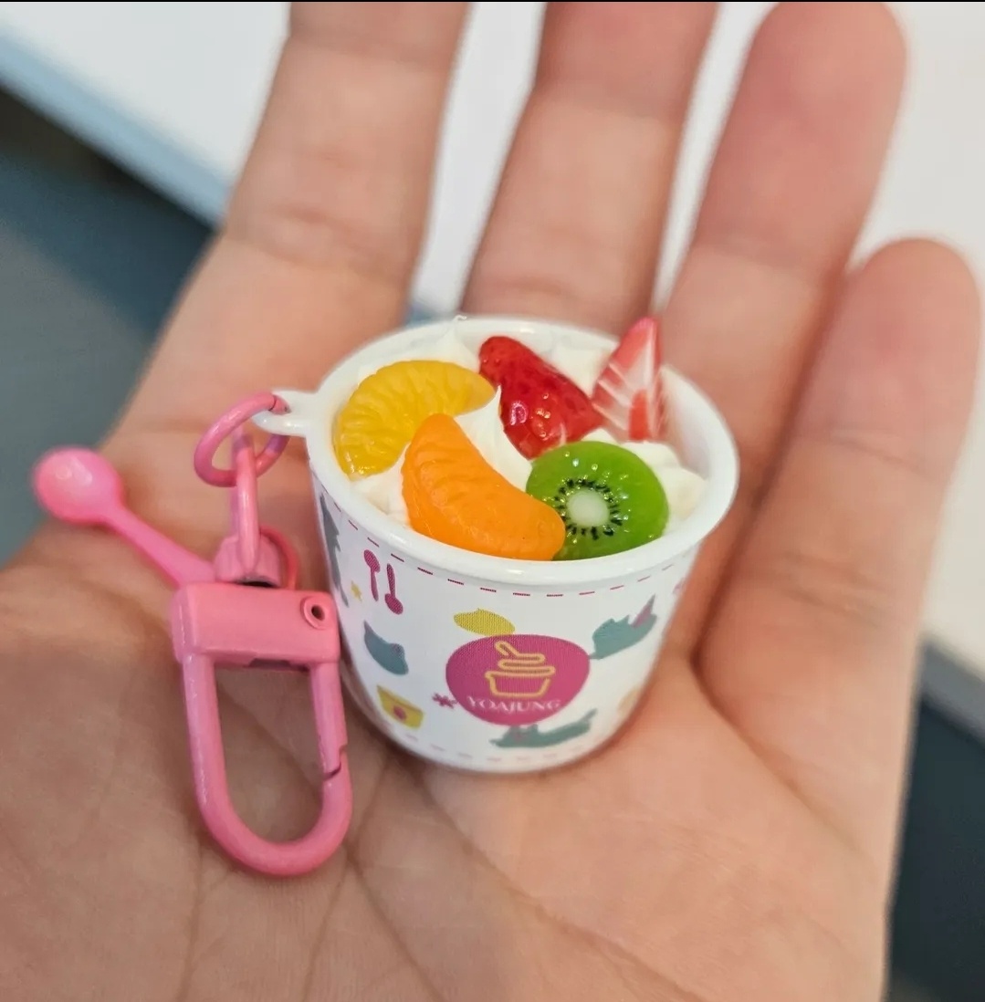 직접 사비로 요아정 키링 만든 금손 요아정 알바생 | 인스티즈