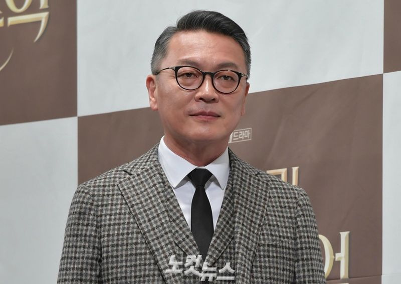 1 중에 가장 충격적인 인물을 골라보시오 | 인스티즈