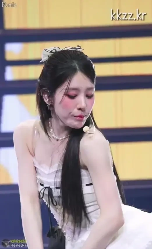 스압) 0.0000001% 확률로 흑어공주 겨드랑이 | 인스티즈