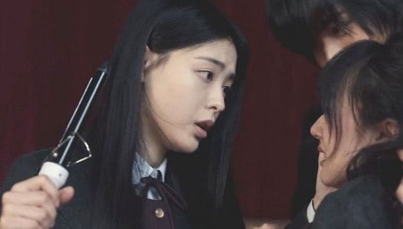 전학을 가게된 여시. 어디 다닐지 골라보기 | 인스티즈
