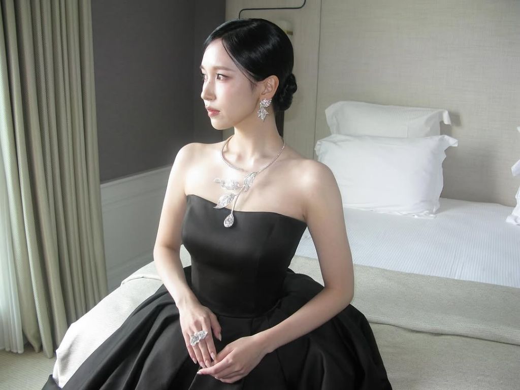 트와이스 미나 인스타 업데이트 (칸 영화제) | 인스티즈